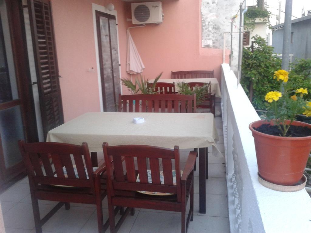 Apartments Alissa Hvar Town Room photo